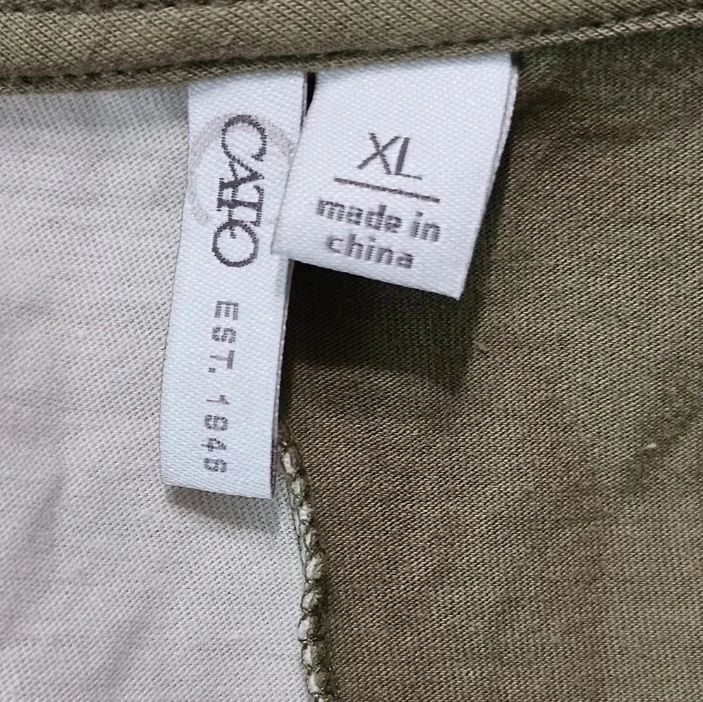 Cato Women’s XL Olive Beige Graphic Tee Leopard Sunflower Boho Y2K Oversized - Picture 5 of 8